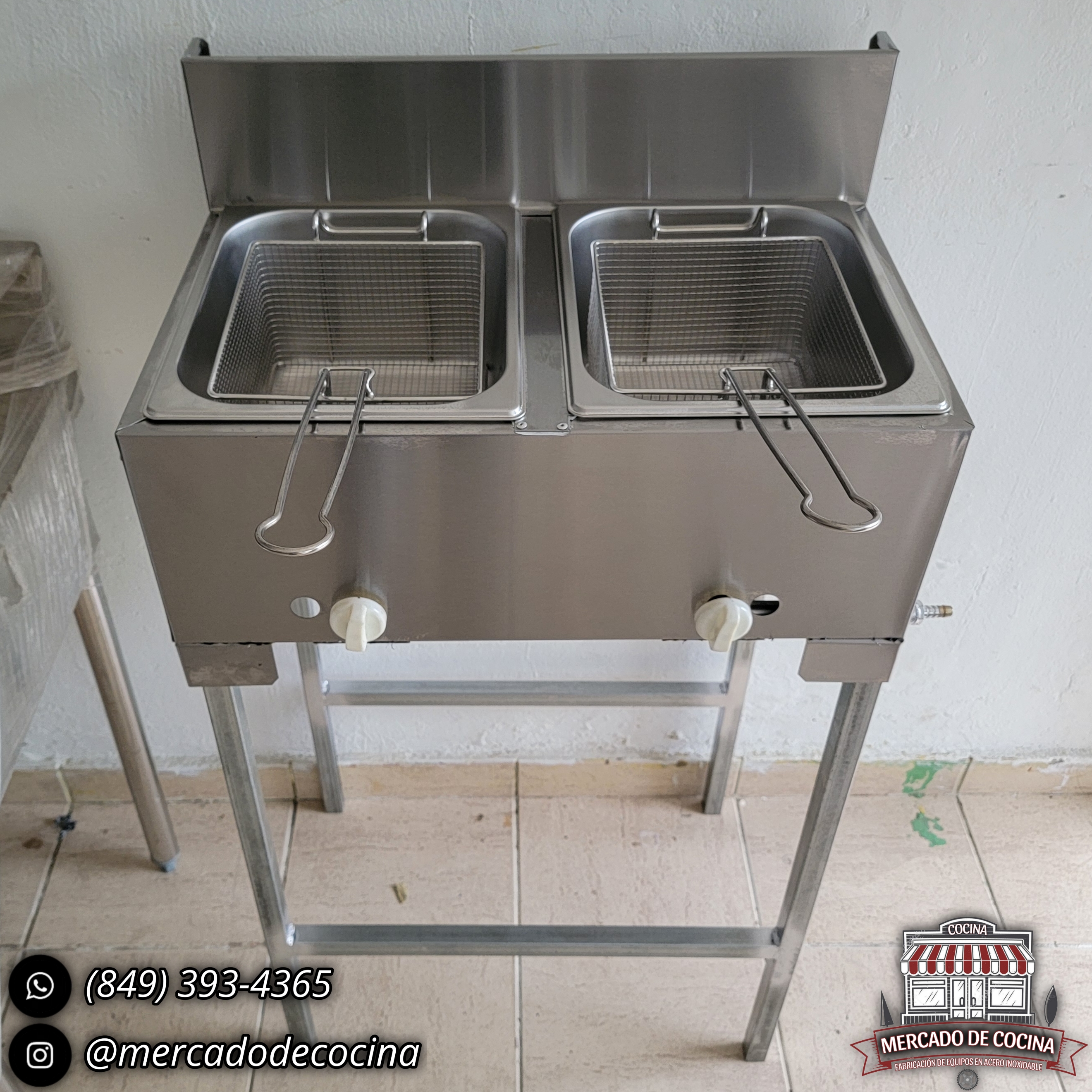 Freidora de 2 tanque con patas mod-ECO