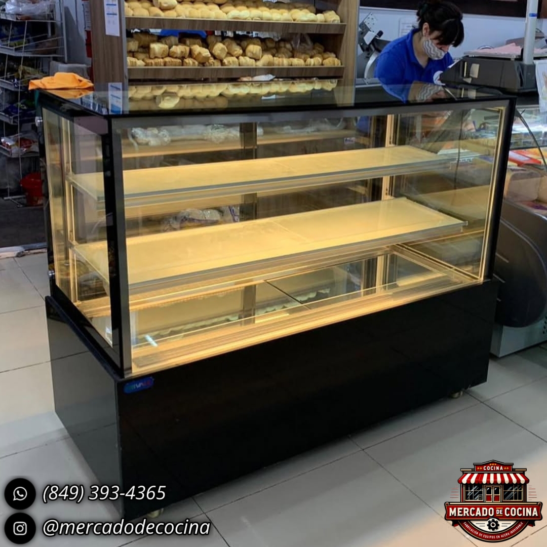 Vitrina fría para postres con cristal plano de 60"