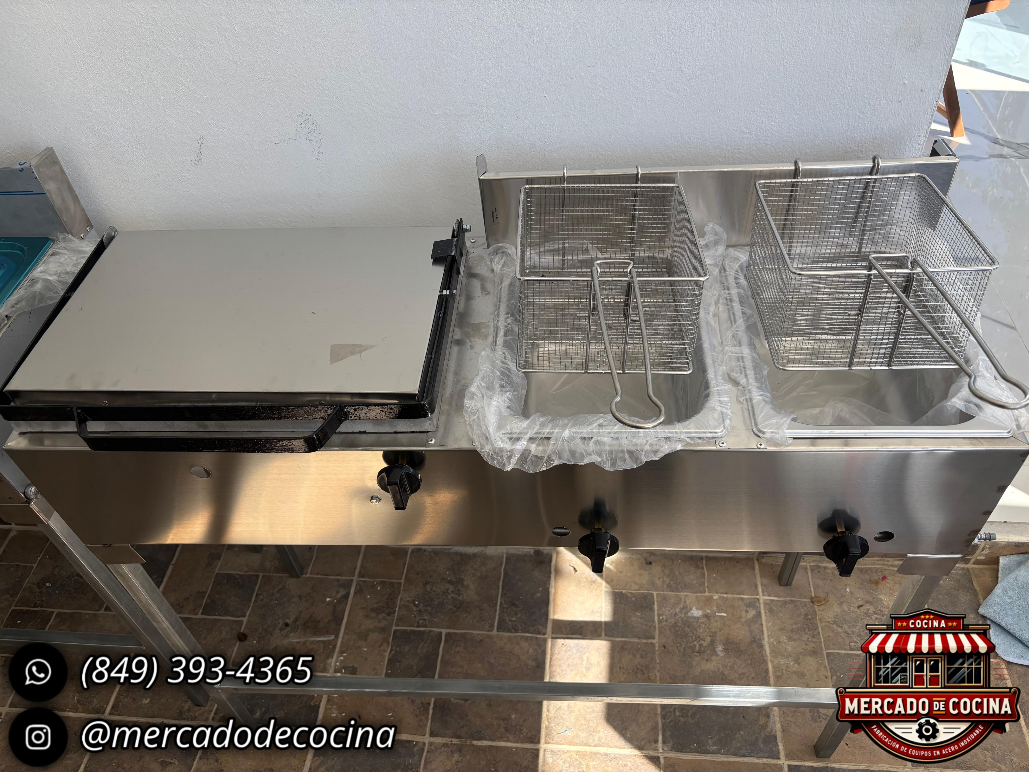 Tostadora de 10 panes+ 2 Freidora, con patas (ECO)